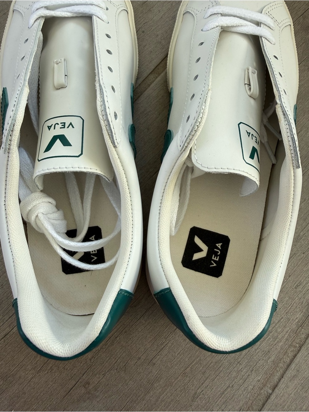 Veja White Sneakers with Green V Logo - Picture 6 of 8